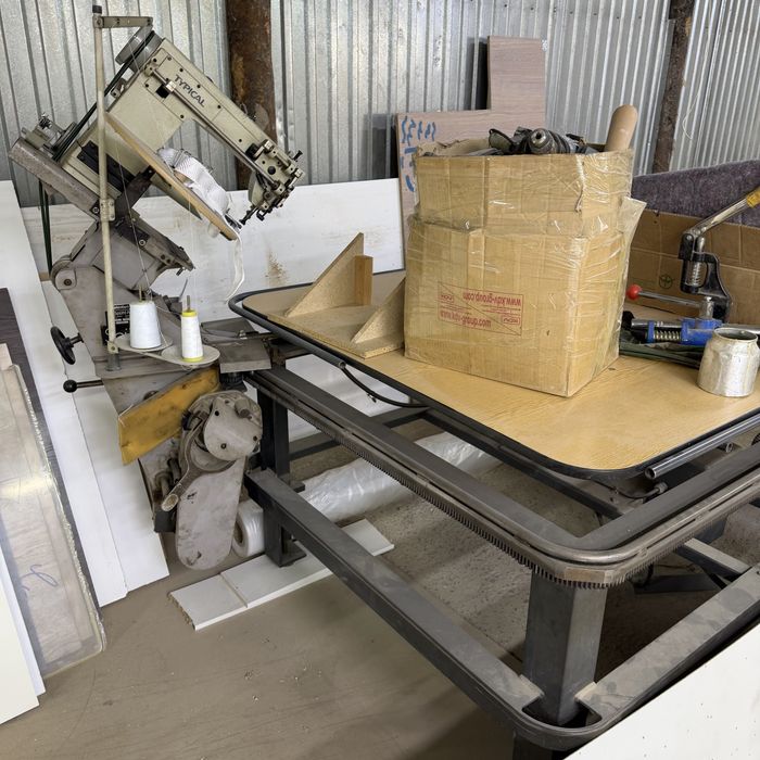 Станок для пошива матрацов + станок вязать проволоку для матрацов