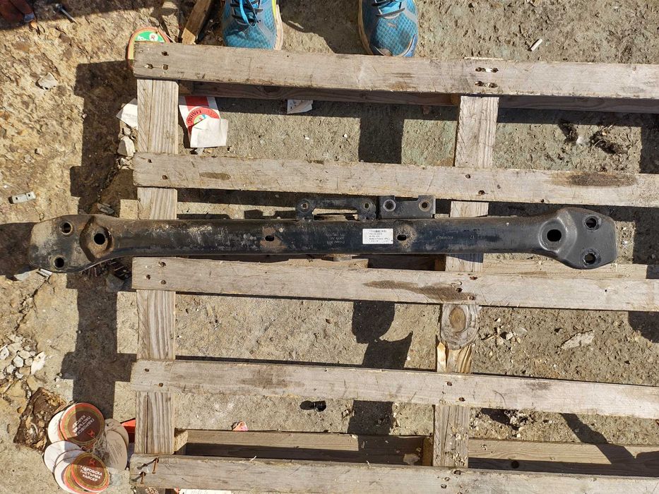 Монтажна Греда Автоматична Скоростна Кутия Porsche Cayenne 3.0D 92A