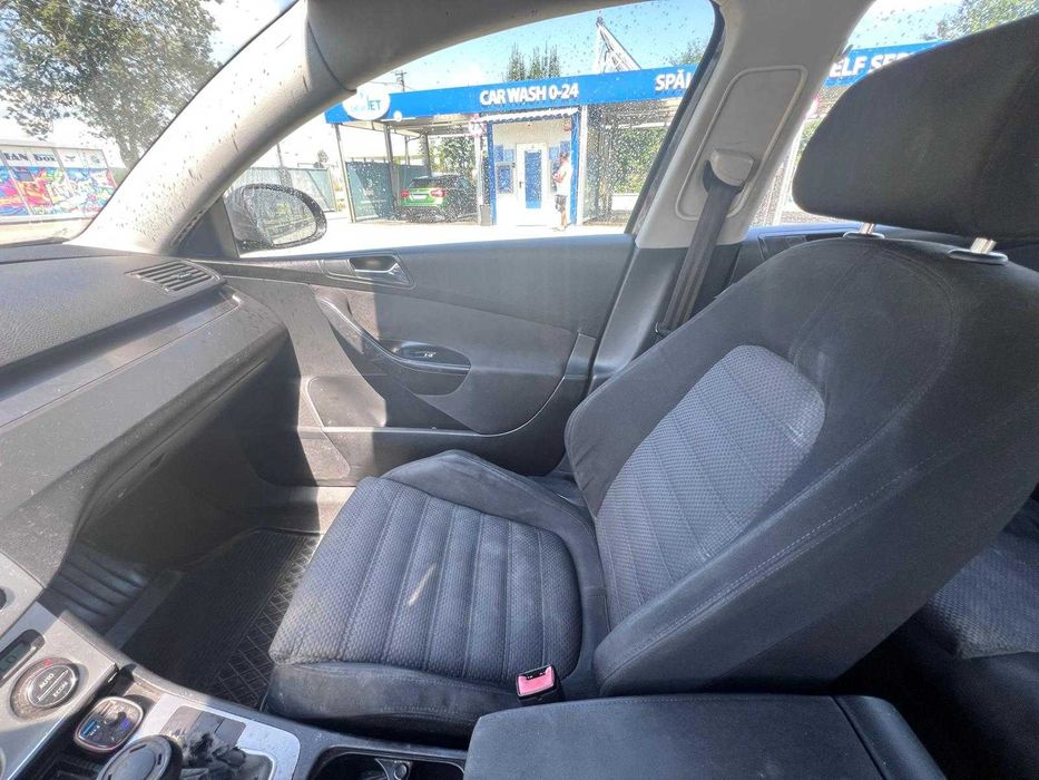 Volkswagen Passat B6 2.0 TDI – 140 CP – Manual 6+1 Trepte