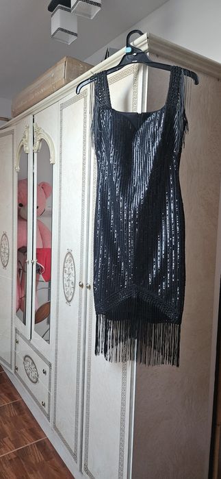 Rochii  de zi, in stare foarte bună, mărimile sunt s/m
