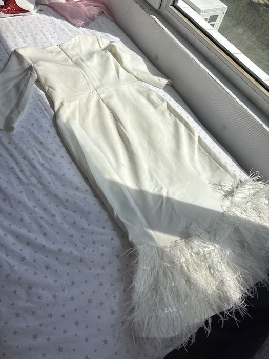 Офицялна Бяла рокля