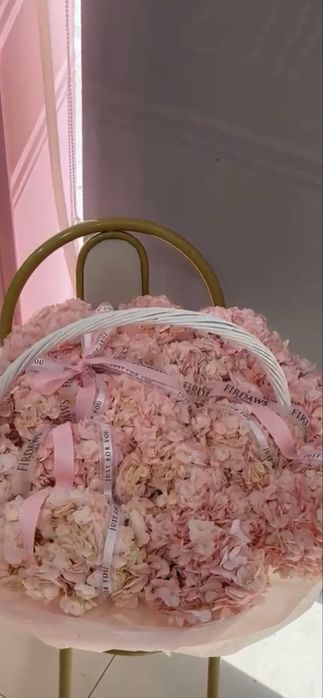 Продается цветы в корзинке