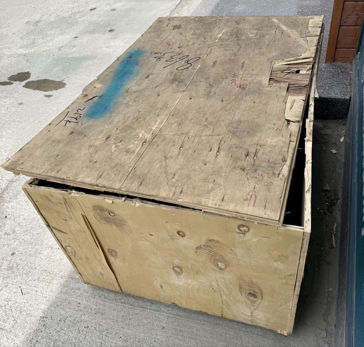 Taxta yashik kimga kerak bolsa ob ketsin tekinga bervoramiz