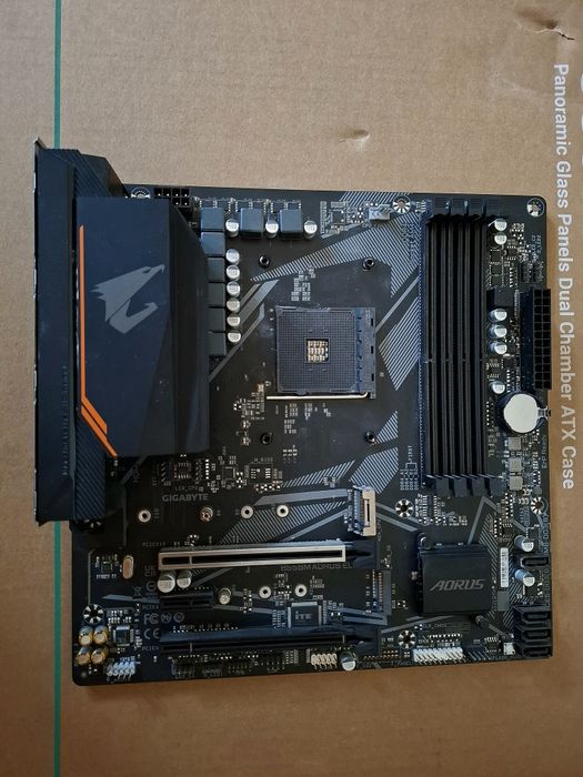 Placa de baza Gigabyte B550M AORUS ELITE, Socket AM4