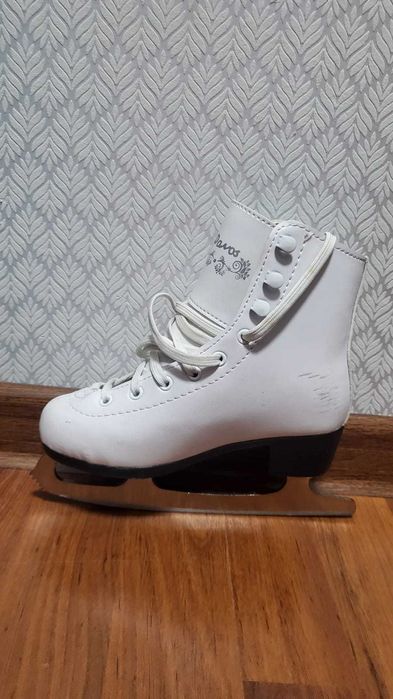 Фигурные коньки для девочек размер 29