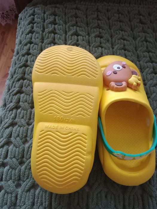 Шлепанцы детские