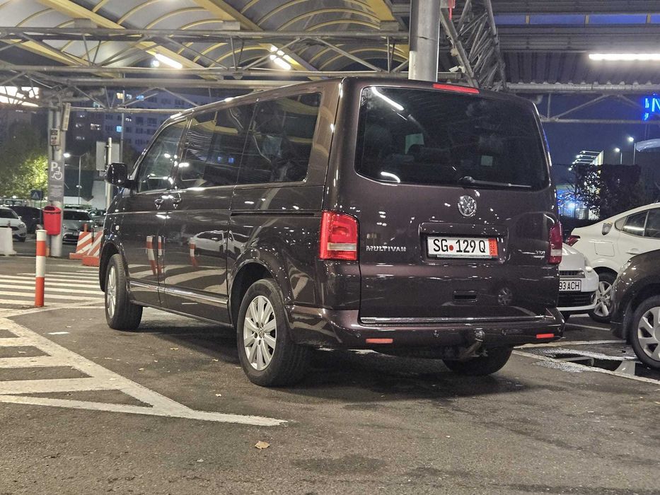 VW Multivan Highline 140 CP 4 MOTION