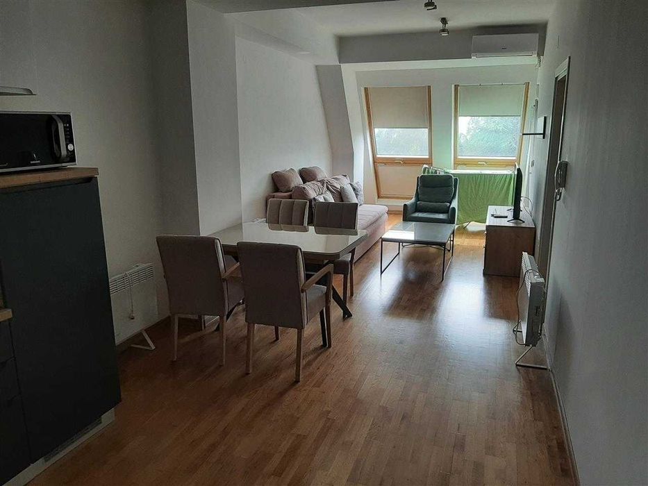 Дава се под наем Двустаен апартамент в Пловдив, Съдийски - 51 кв.м за 244.8 € - Снимка #1