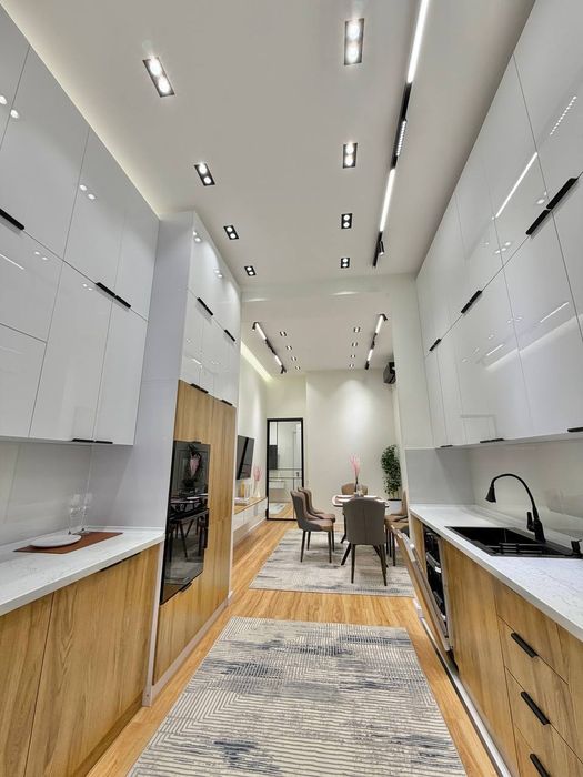 Квартира продается 3/7/7 на жк Oq Saroy Delux