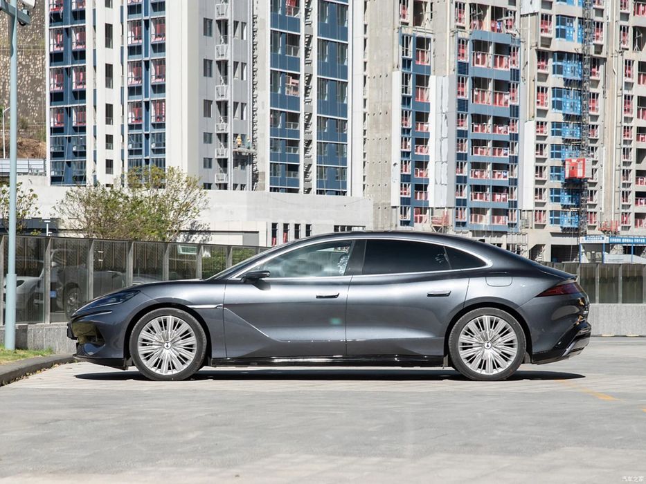 Denza Z9 под заказ от Terra Auto