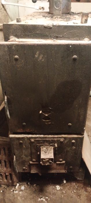 Vand centrala pe lemne