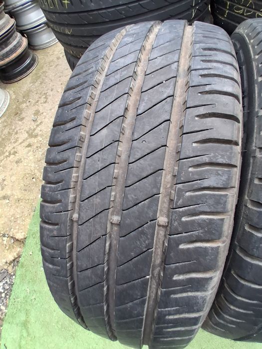 215 65 16С за БУС   Michelin  4броя летни дот 2022г