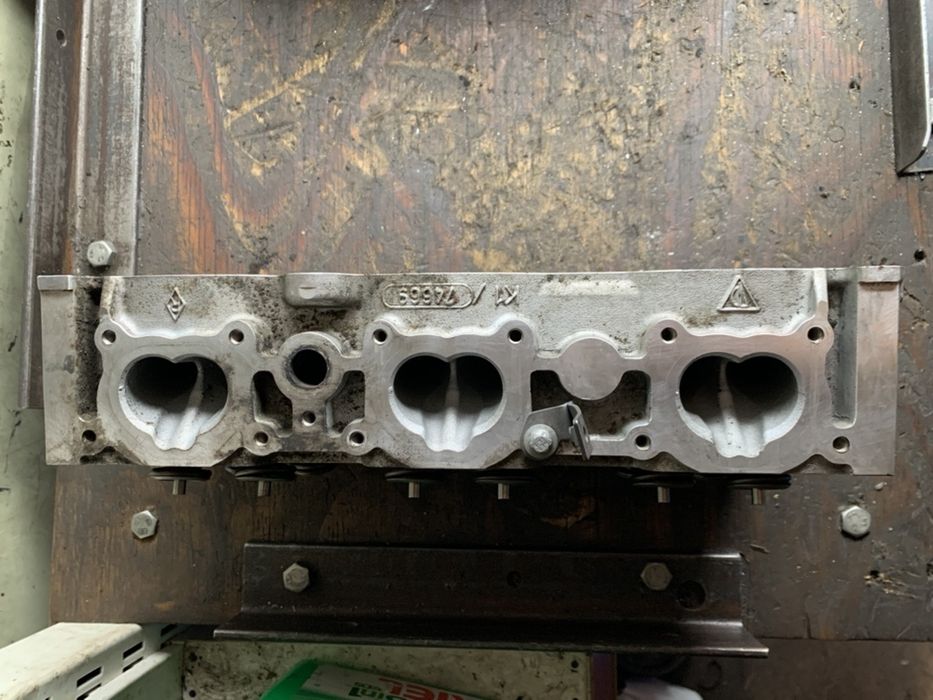 Porsche 911 997 3.6 Turbo Цилиндрова глава Cylinder head equipped