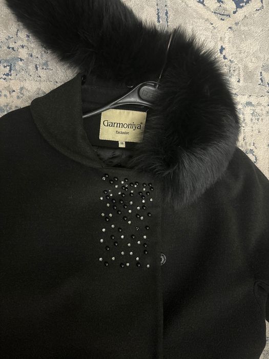 Продаеться зимняя польто.