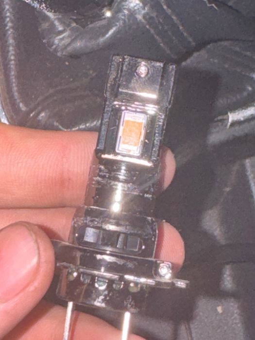 Продам LED лампочки для фар