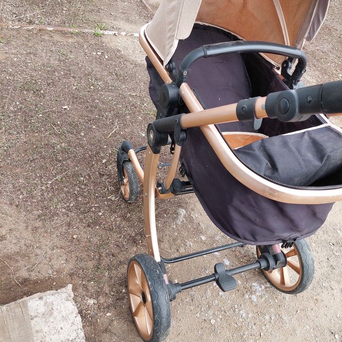 Продам каляску детскую