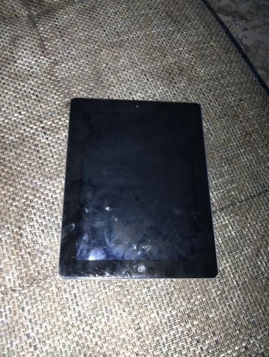 Vând iPad 3 de piese