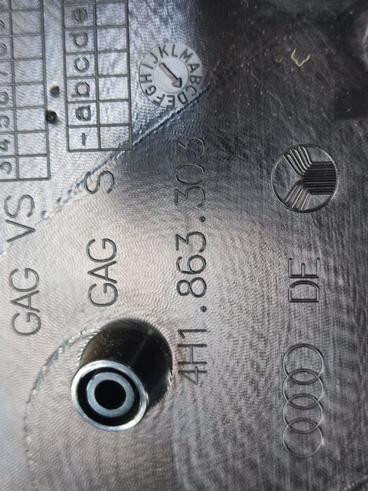 Ornament 4H1863303 Audi A8 D4/4H [2010 - 2014] 4.2 tdi CDSB