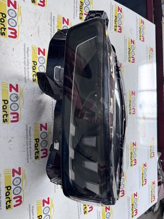 Far stanga Peugeot 3008 5008 generatia 3 fabricatie 2024-2025-2026