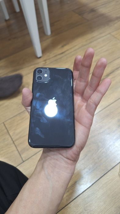 Iphone11  сатылады