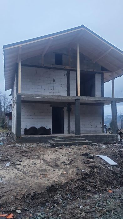 Construim case și cabane din lemn