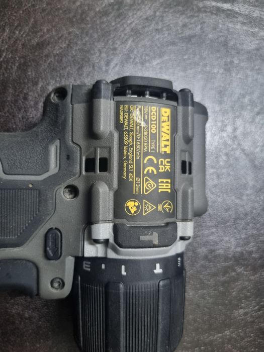 Filetantă Dewalt nouă