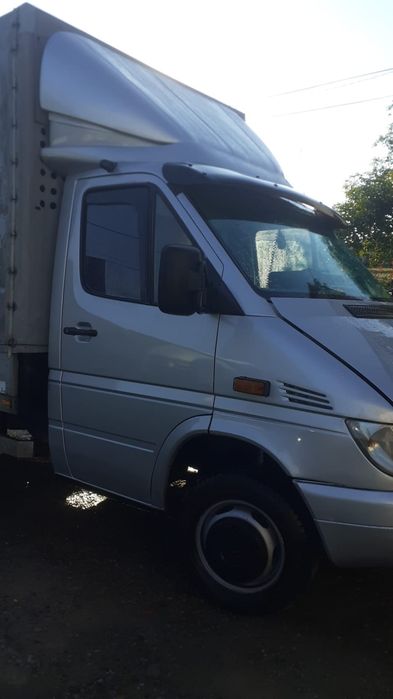 Mercedes sprinter 413, schimb cu oi sau miei