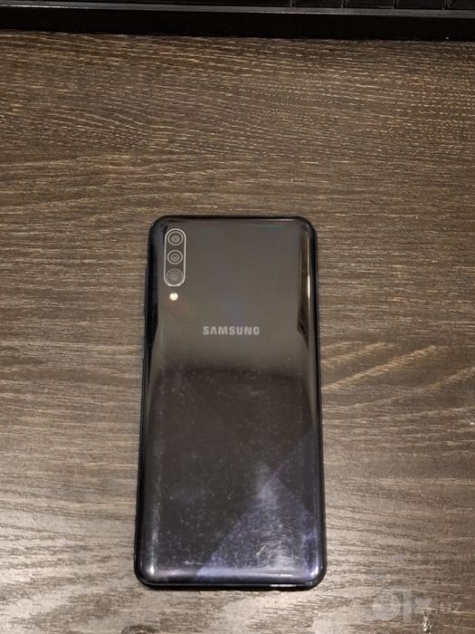 Samsung a30s sotiladi