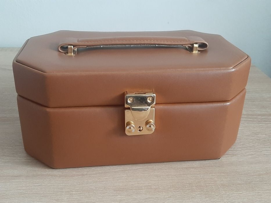 Casetă/ cutie bijuterii vintage, piele ecologică, compartimentată,
