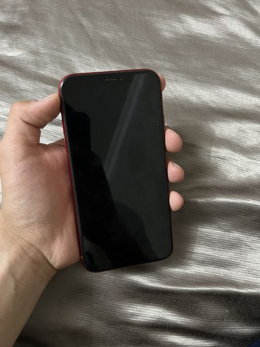 Продам Iphone XR 64gb