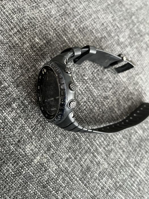 Часовник Suunto Core All Black.