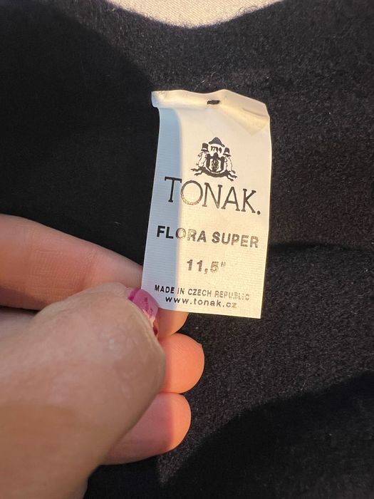 TONAK Барета вълна