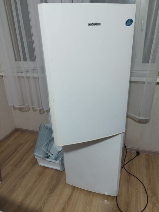 Холодильник Самсунг