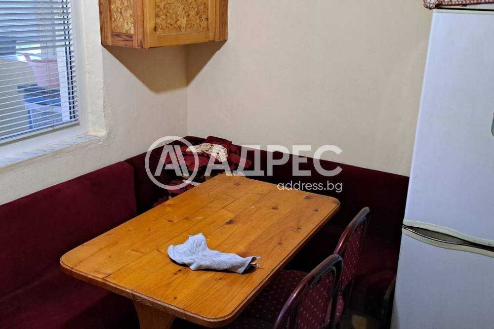 Продава се Двустаен апартамент в Разград, Орел - 60 кв.м за 1003 €/кв.м - Снимка #9