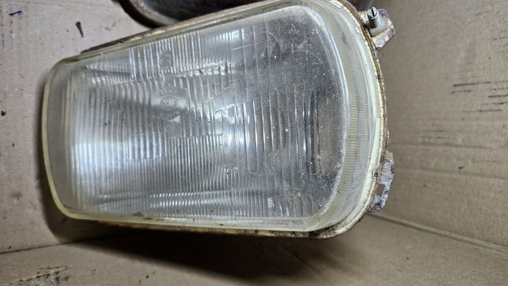 Jucarii Dacia 1300 faruri elba