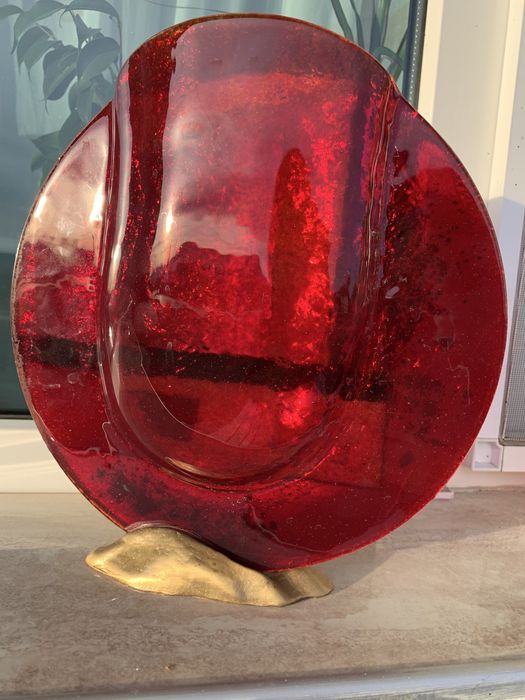 Кръгла стъклена ваза