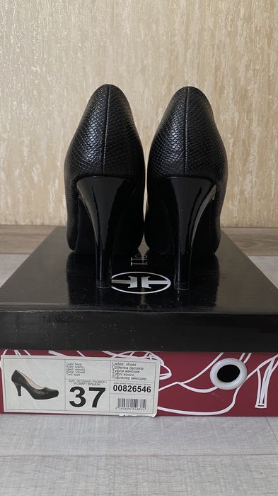 Туфли 37р 5000тг