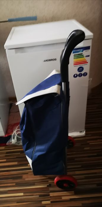 Сумку на колёсиках