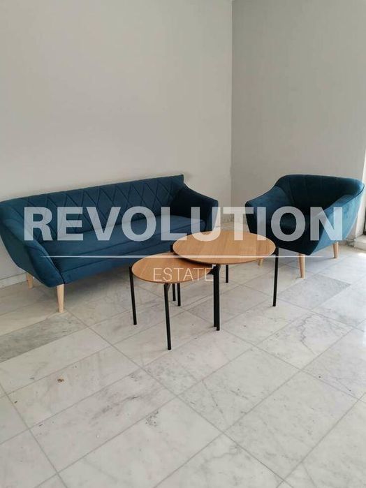 Дава се под наем Двустаен апартамент в к.к. Св.Св. Константин и Елена - 60 кв.м за 750 € - Снимка #1