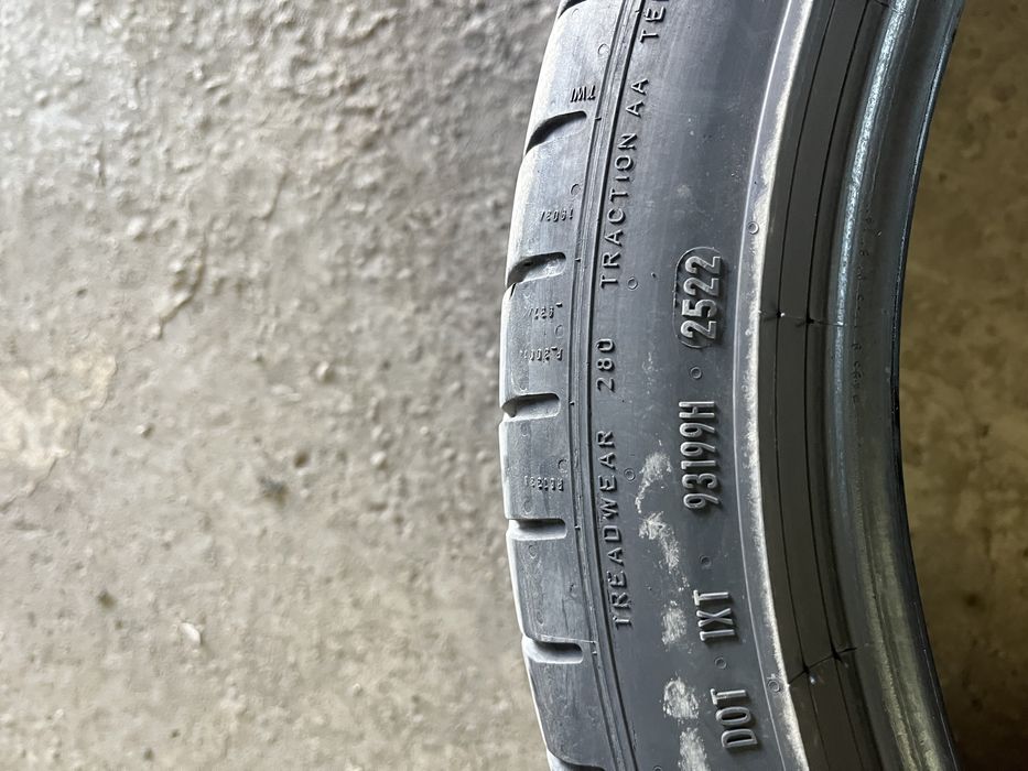 Vand Anvelope 245/40R19 RunFlat Pirelli de vara