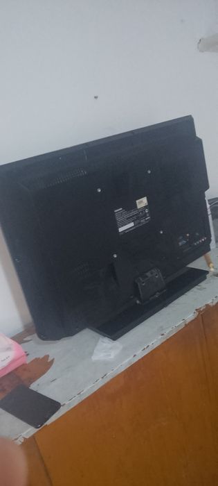 Продам телевизор