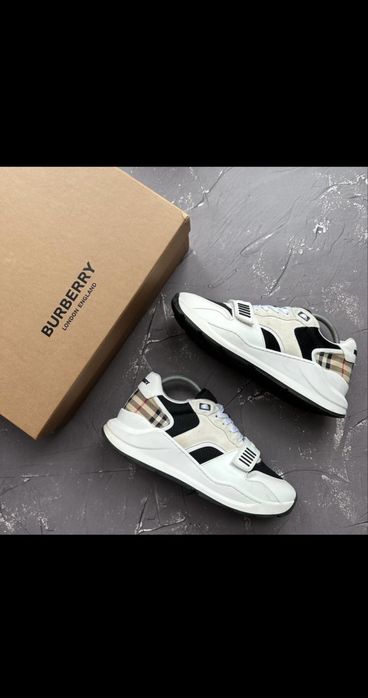 Papuci Burberry Arthur Snakers