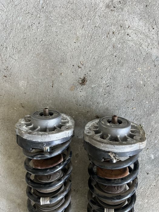 Amortizoare fata stanga dreapta BMW Seria 5 F10 F11 2.0  2009-2017