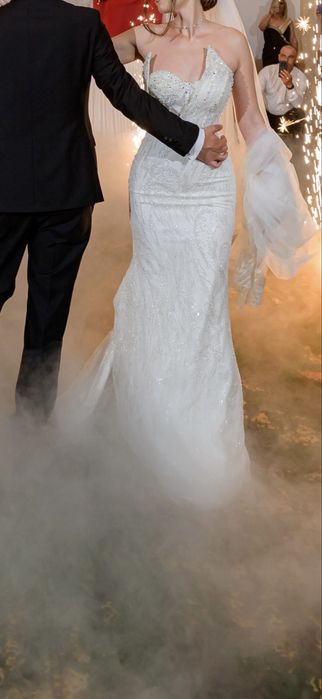 Rochie de mireasa cu trena detasabila