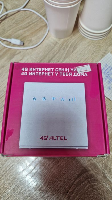 Модем 4 G Altel ( от сим карты работа)