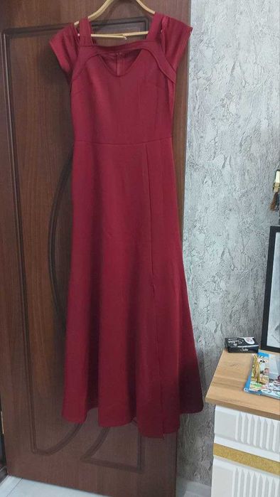 Срочно продаётся турецкие женские платья разные обсалютно новая