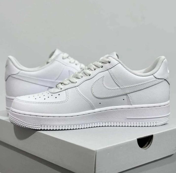 Adidasi Nike AirForce 1