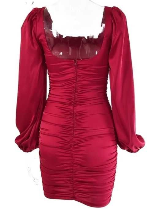 Къса червена рокля S-M