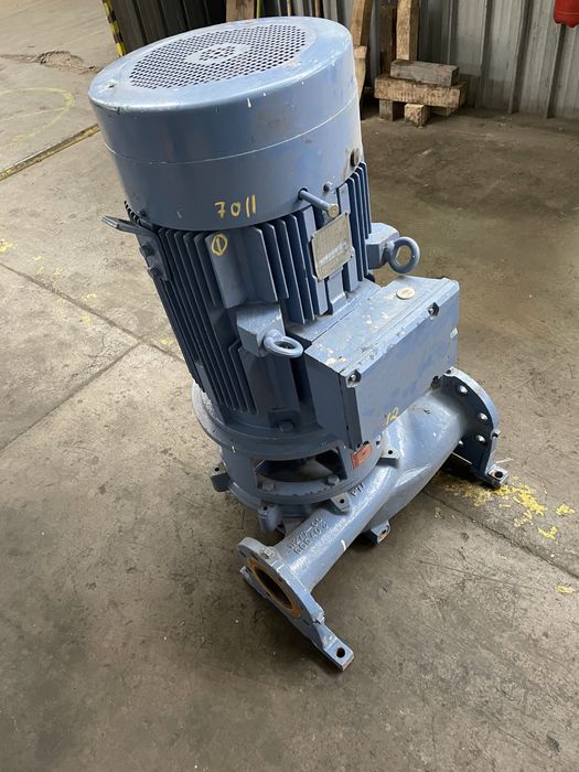 Вертикална водна помпа