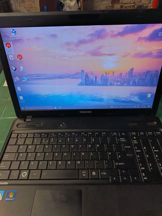 Лаптоп Тошиба с диагностика делфи 2021
